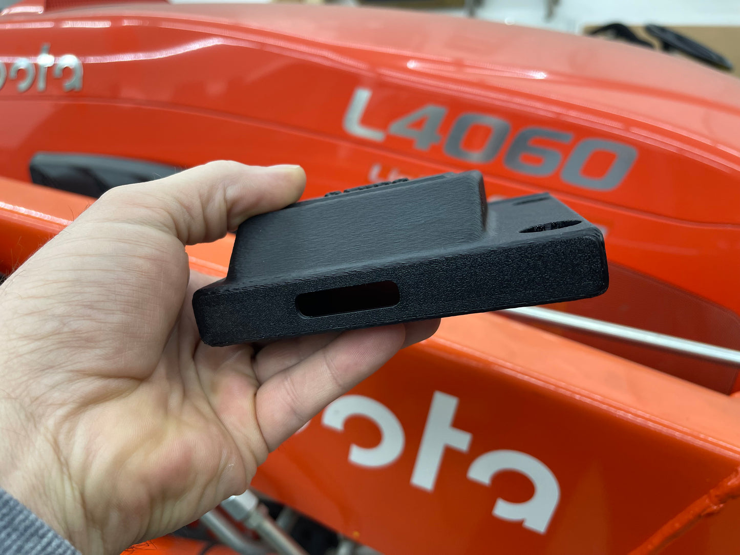 Kubota L4060 Phone Holder/Organizer