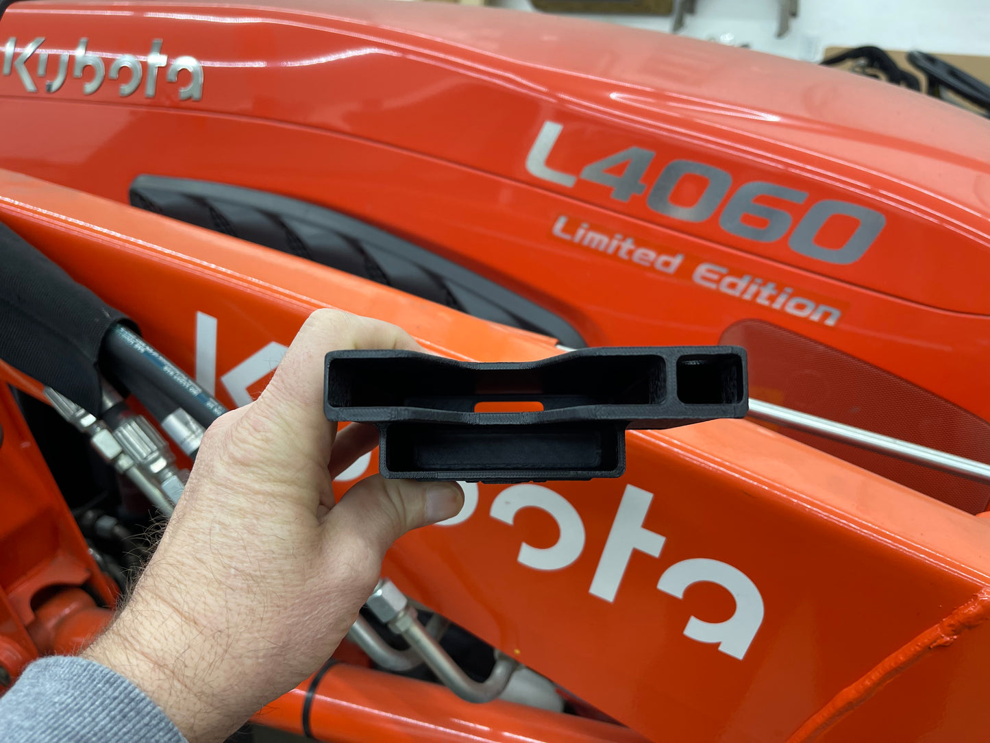 Kubota L4060 Phone Holder/Organizer