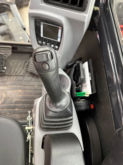 033 Phone Holder and Organizer