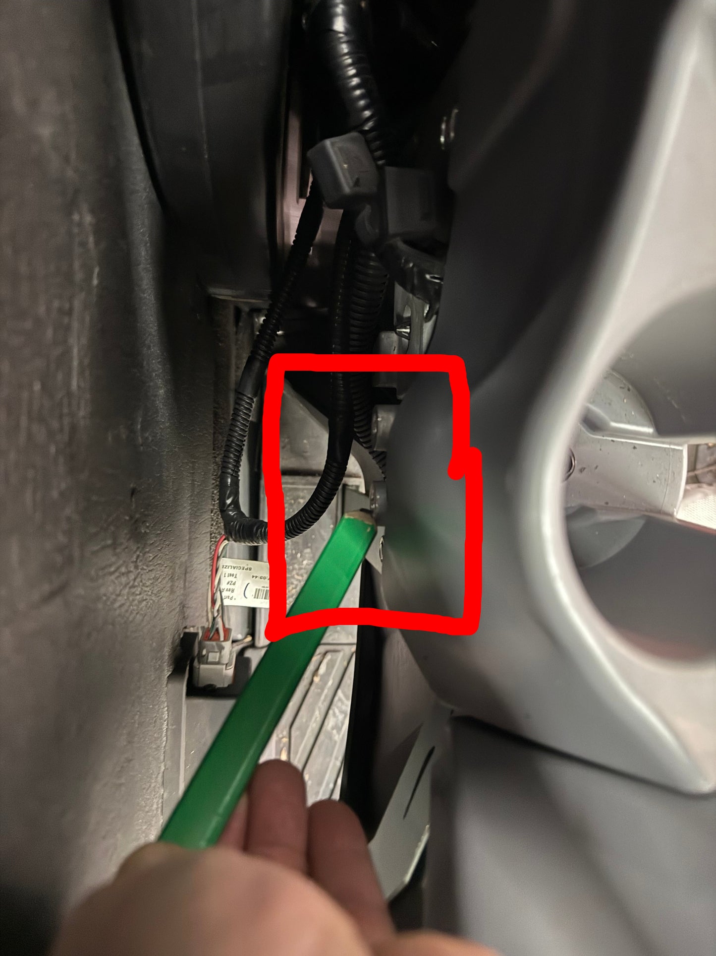 033 Phone Holder and Organizer