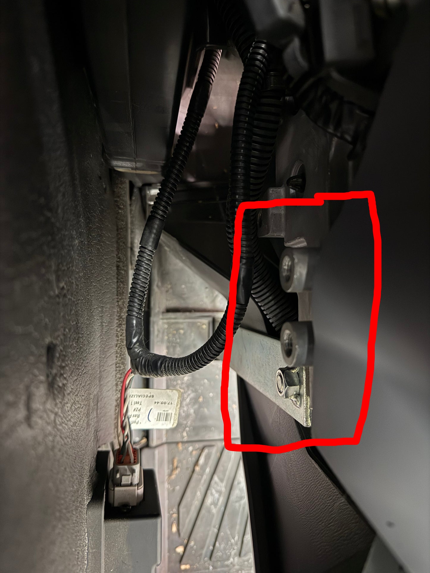 033 Phone Holder and Organizer